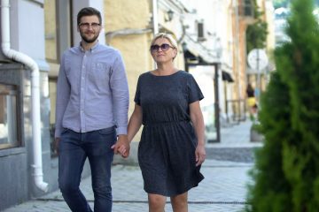 Relation avec une femme plus âgée de 30 ans